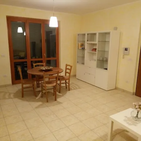 A Casa Di Luca E Gloria 2 *