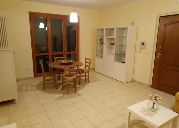 A Casa Di Luca E Gloria 2 *